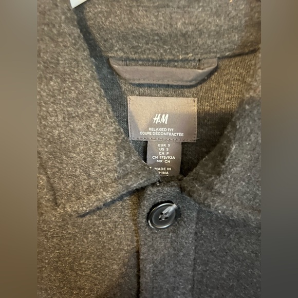 H&M Double Pocket Men’s Light Weight Jacket - Picture 2 of 3